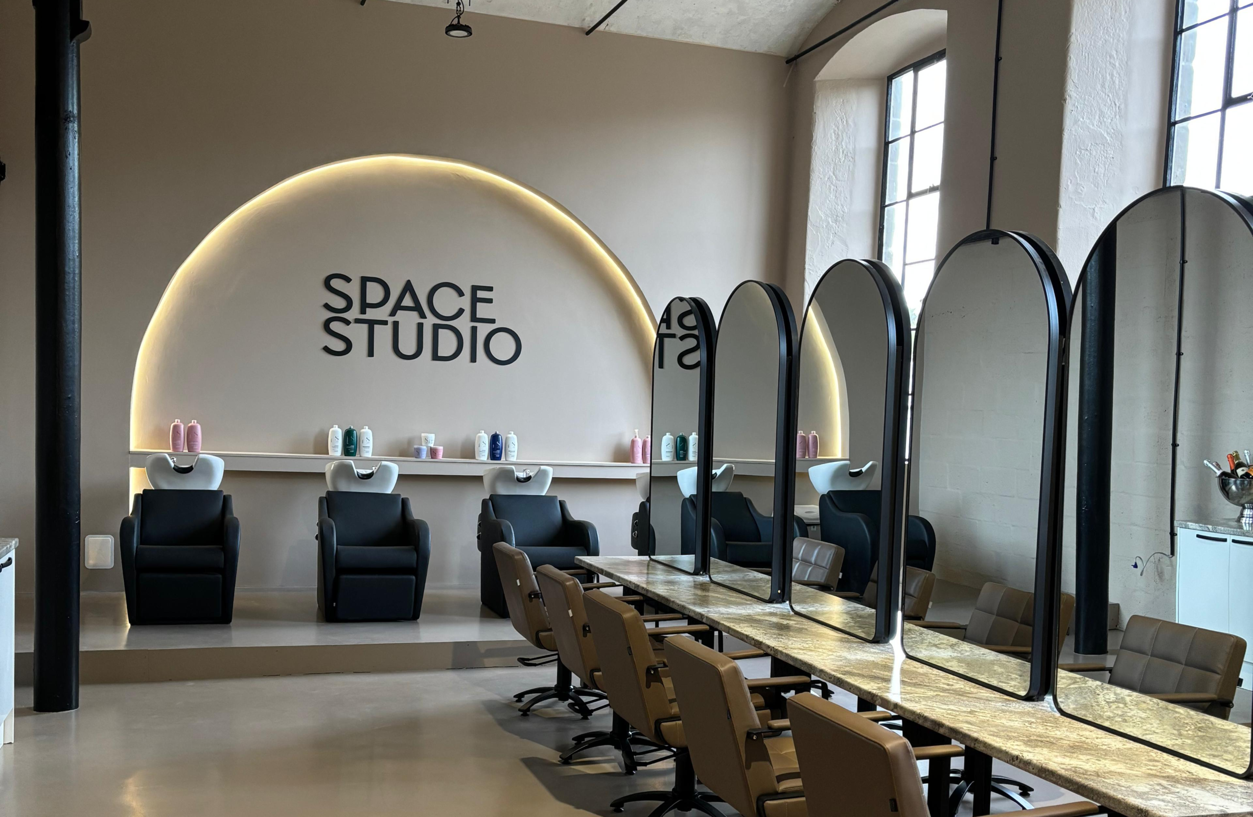 Space Studio salon